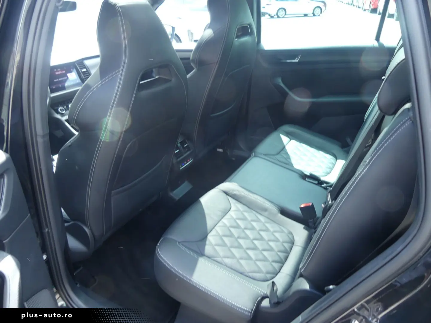 SKODA Kodiaq 2.0 TDi Sportline 4x4 7-SITZE PANO LED AC