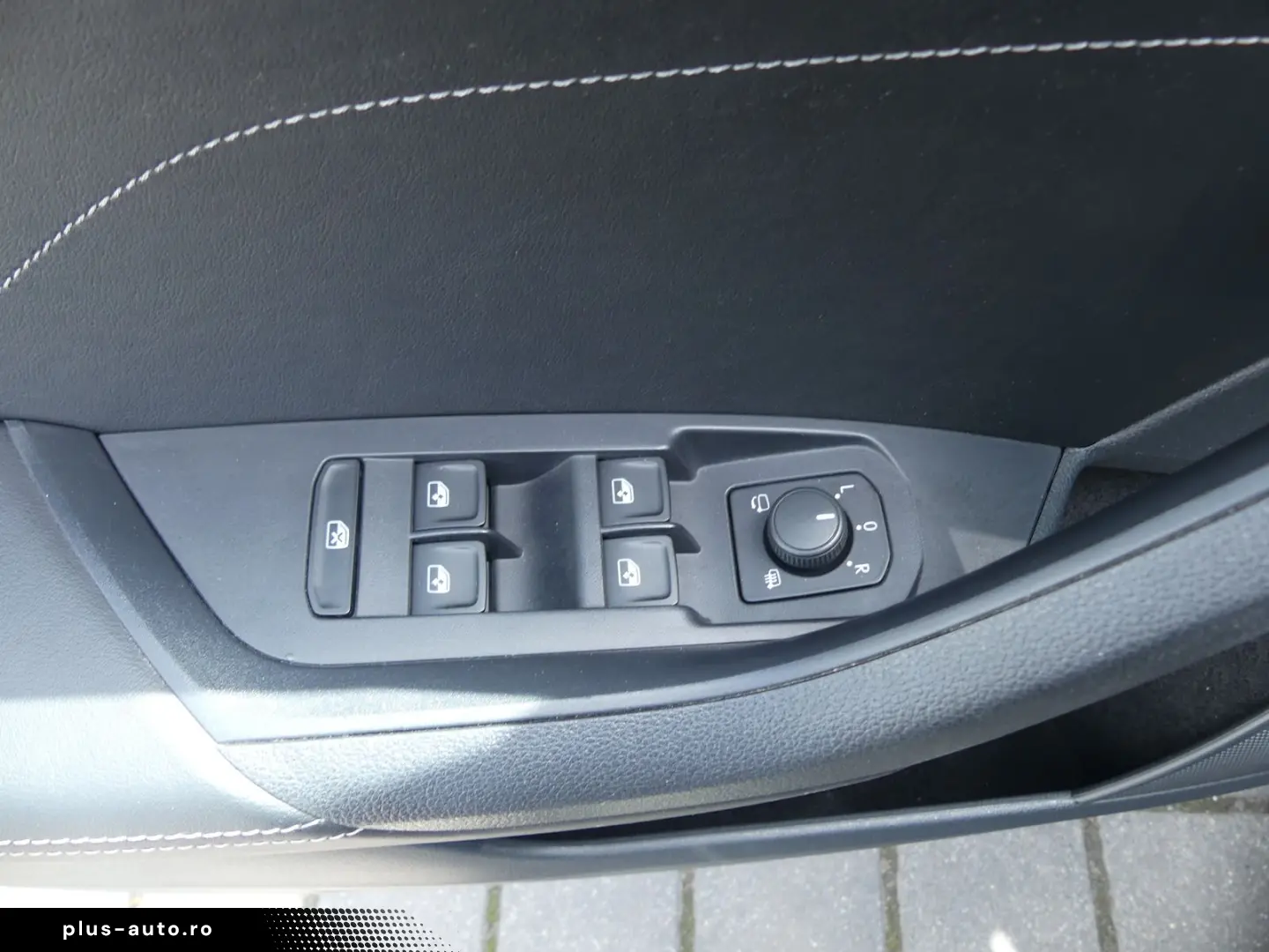 SKODA Kodiaq 2.0 TDi Sportline 4x4 7-SITZE PANO LED AC