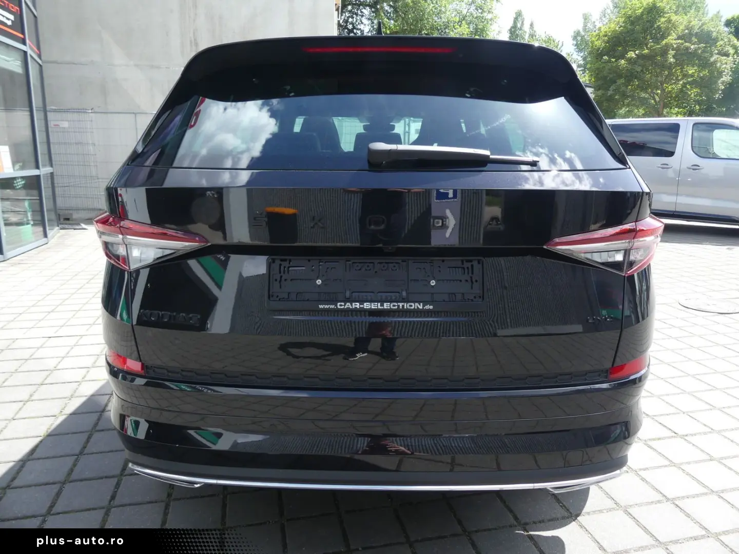 SKODA Kodiaq 2.0 TDi Sportline 4x4 7-SITZE PANO LED AC