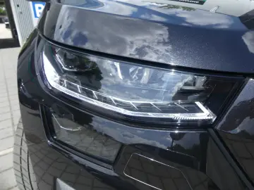 SKODA Kodiaq 2.0 TDi Sportline 4x4 7-SITZE PANO LED AC