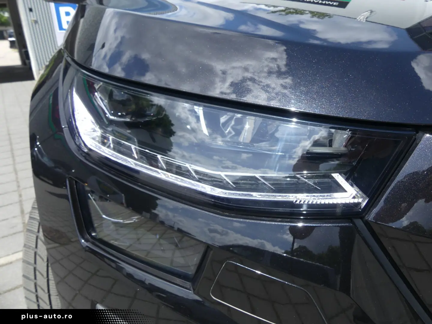 SKODA Kodiaq 2.0 TDi Sportline 4x4 7-SITZE PANO LED AC