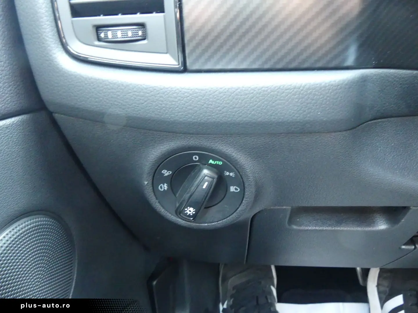 SKODA Kodiaq 2.0 TDi Sportline 4x4 7-SITZE PANO LED AC