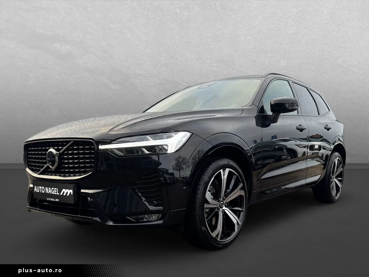 VOLVO XC60 B5 AWD Plus Dark AHK 21