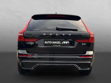 VOLVO XC60 B5 AWD Plus Dark AHK 21