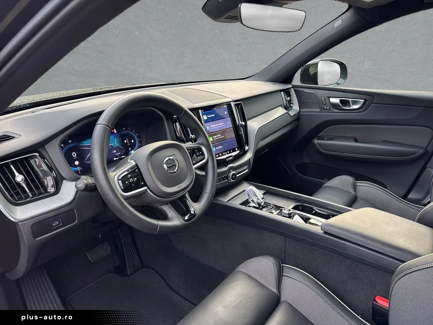 VOLVO XC60 B5 AWD Plus Dark AHK 21
