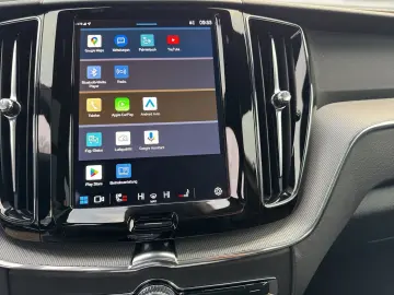 VOLVO XC60 B5 AWD Plus Dark AHK 21