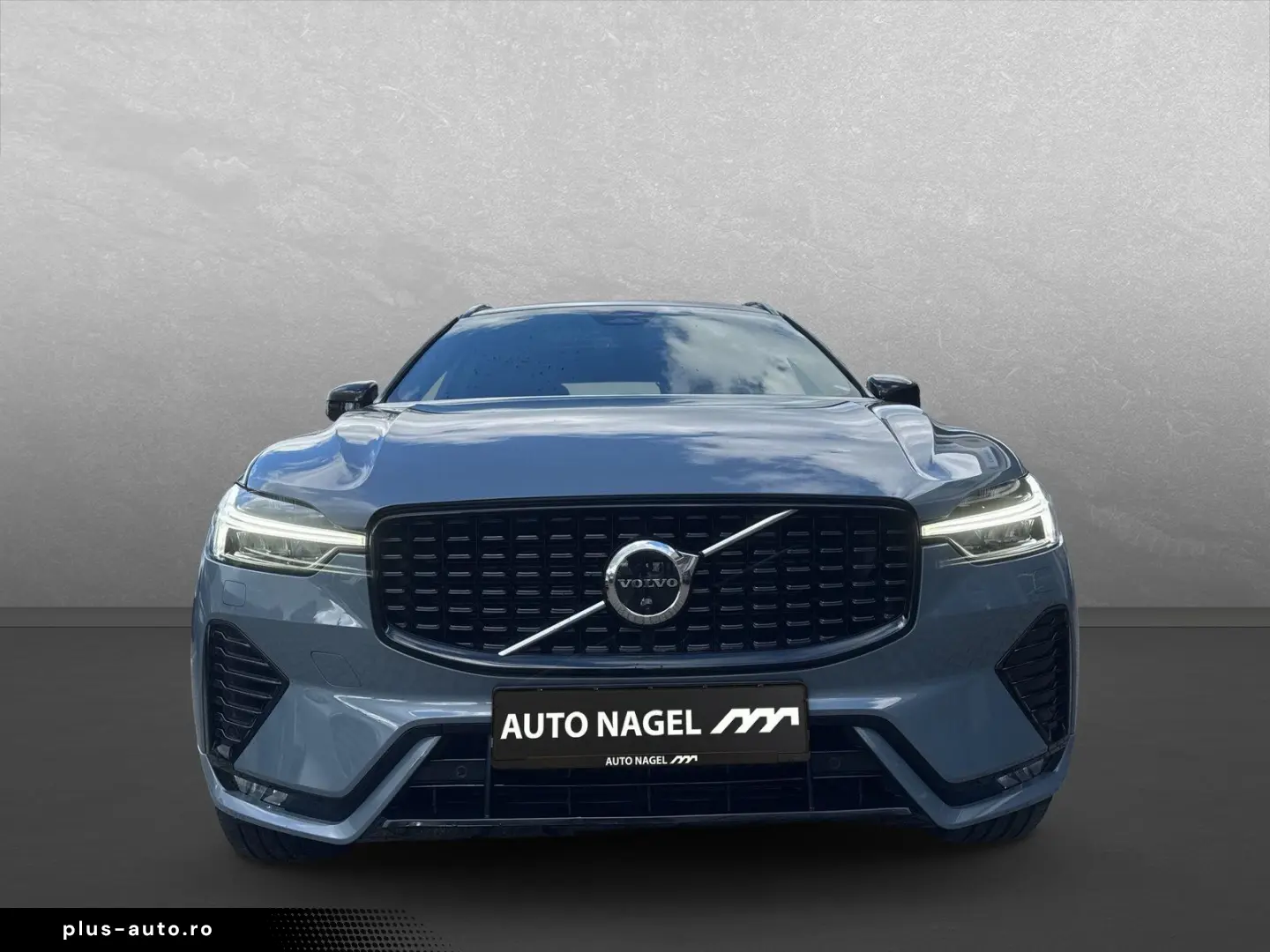 VOLVO XC60 B4 Plus Dark   AHK   20