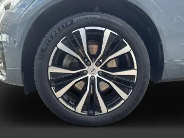 VOLVO XC60 B4 Plus Dark   AHK   20