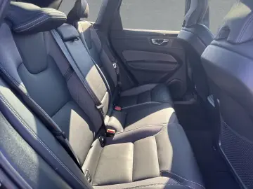VOLVO Volvo XC60 Black Edition Plus B5 Mild-Hybrid