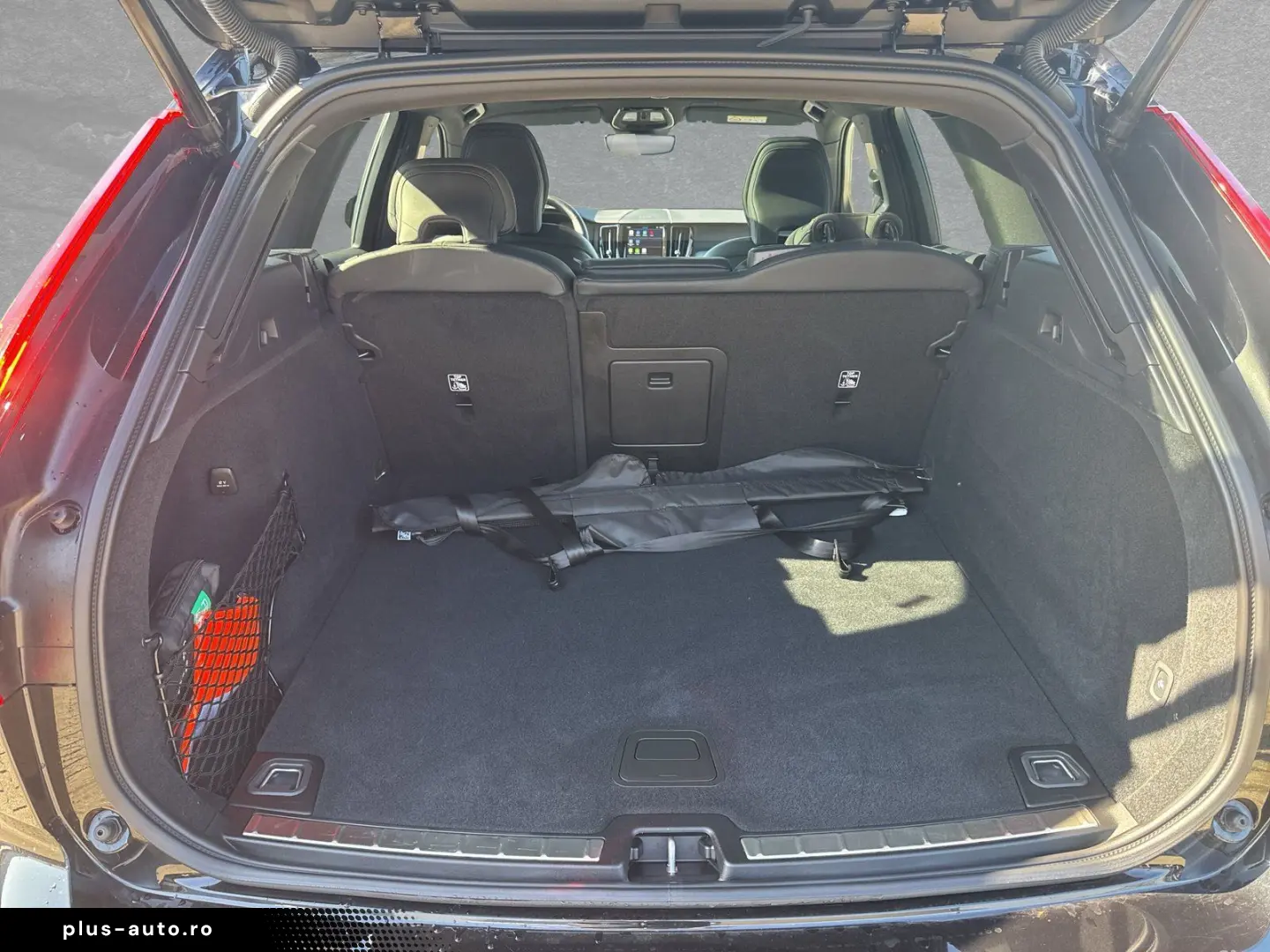 VOLVO Volvo XC60 Black Edition Plus B5 Mild-Hybrid