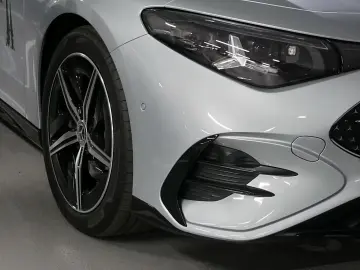 Mercedes-Benz CLA 200 AMG neues Modell DISTRONIC NIGHT PANO