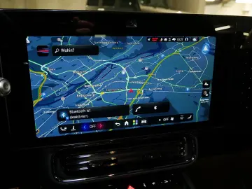 Mercedes-Benz CLA 200 AMG neues Modell DISTRONIC NIGHT PANO