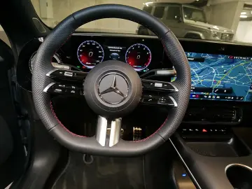 Mercedes-Benz CLA 200 AMG neues Modell DISTRONIC NIGHT PANO