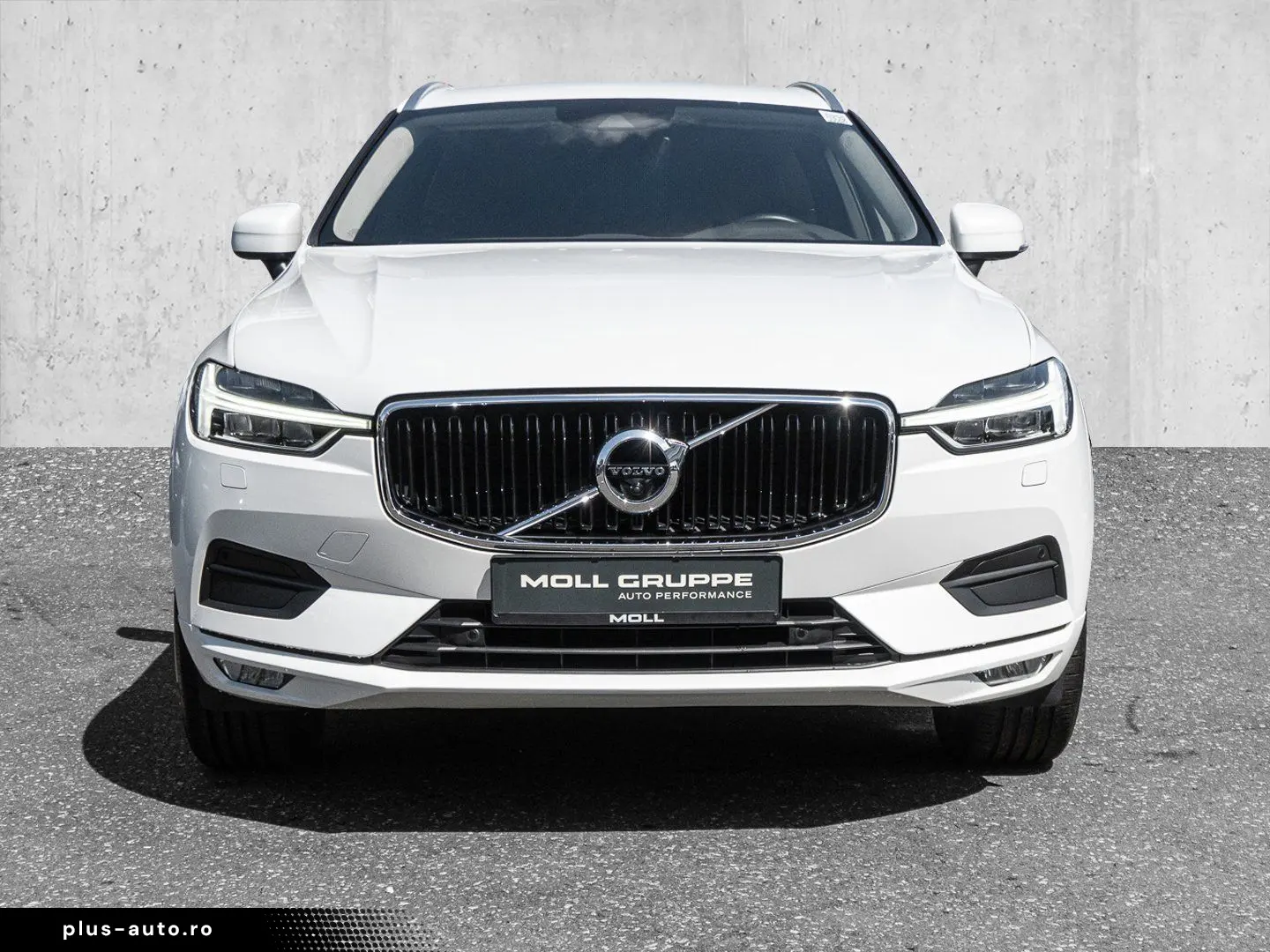 VOLVO XC60 B4 AWD Momentum Pro Harman Kardon 360Grad