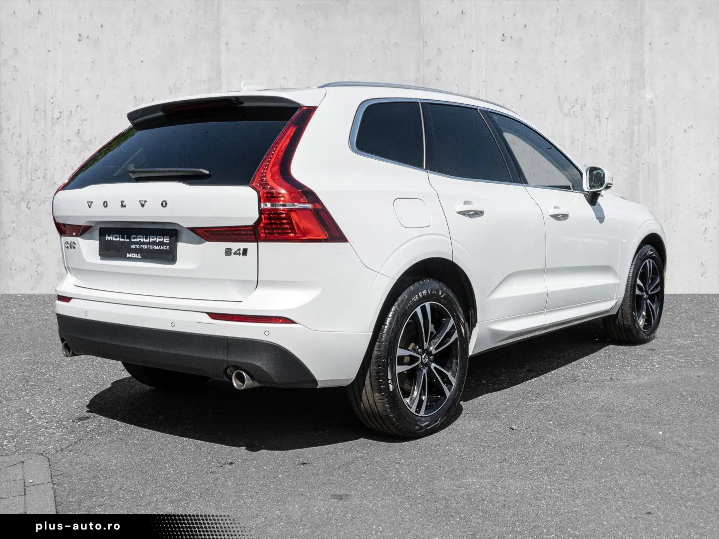 VOLVO XC60 B4 AWD Momentum Pro Harman Kardon 360Grad