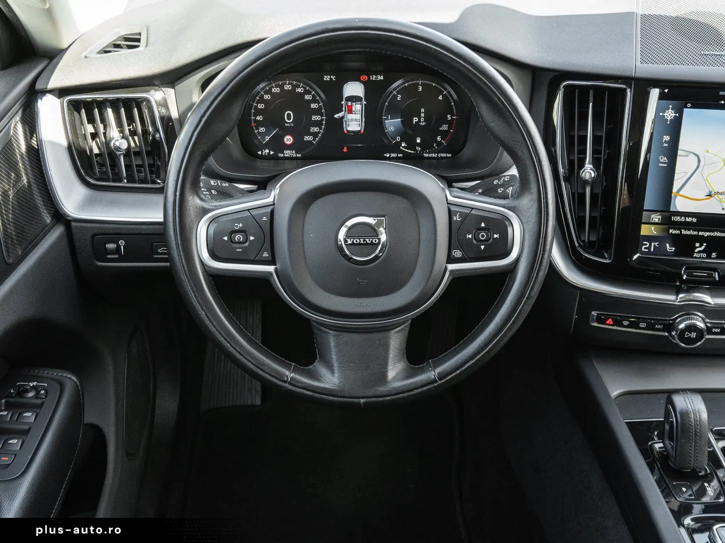 VOLVO XC60 B4 AWD Momentum Pro Harman Kardon 360Grad
