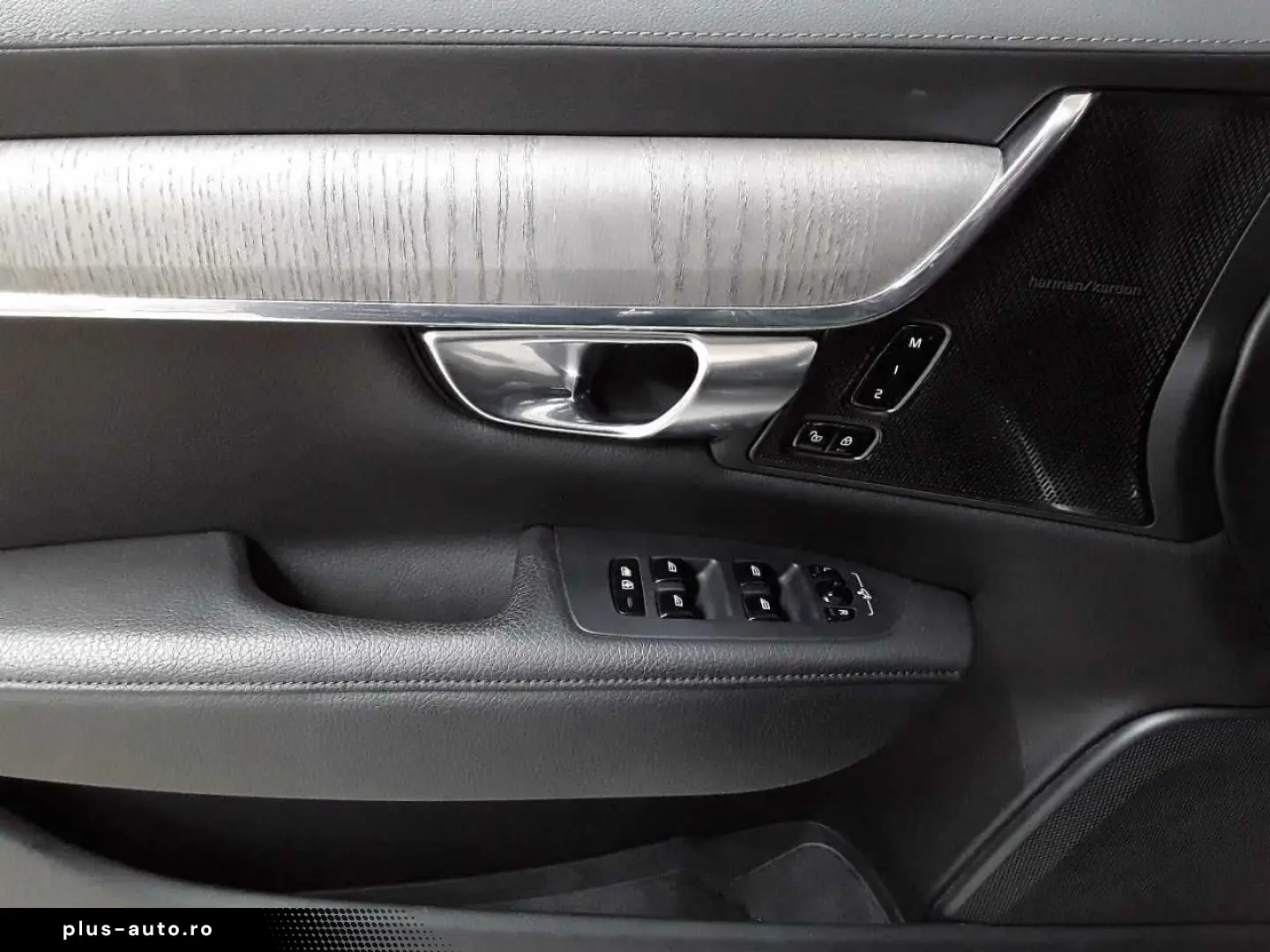 VOLVO V90 Cross Country B4 D AWD Pro PANO AHK