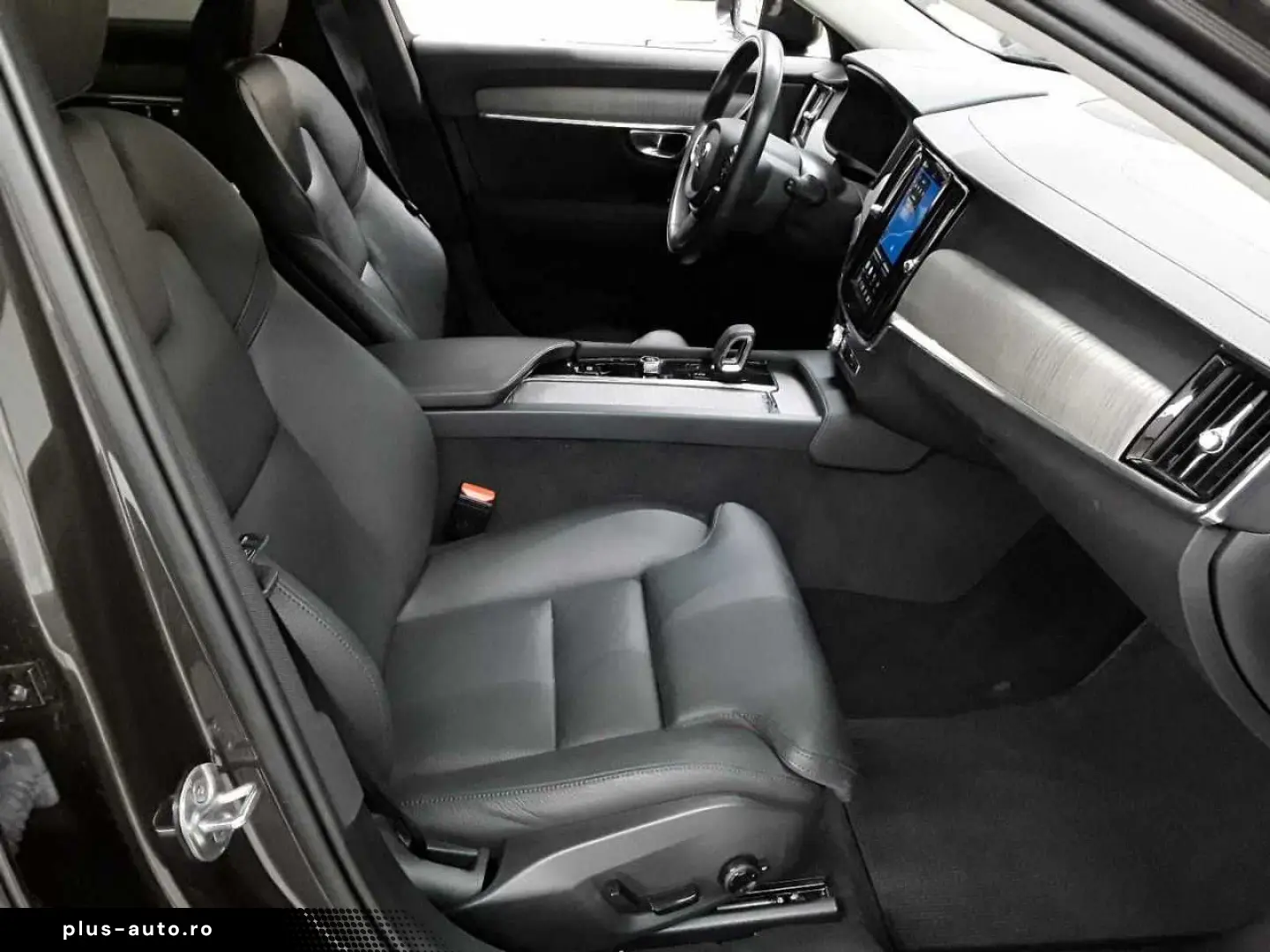 VOLVO V90 Cross Country B4 D AWD Pro PANO AHK