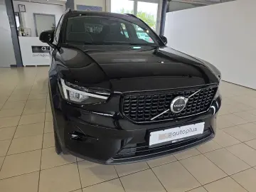 VOLVO XC40 B4 Ultimate Dark AWD ACC BLIS AHK 360  LED