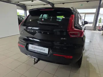 VOLVO XC40 B4 Ultimate Dark AWD ACC BLIS AHK 360  LED