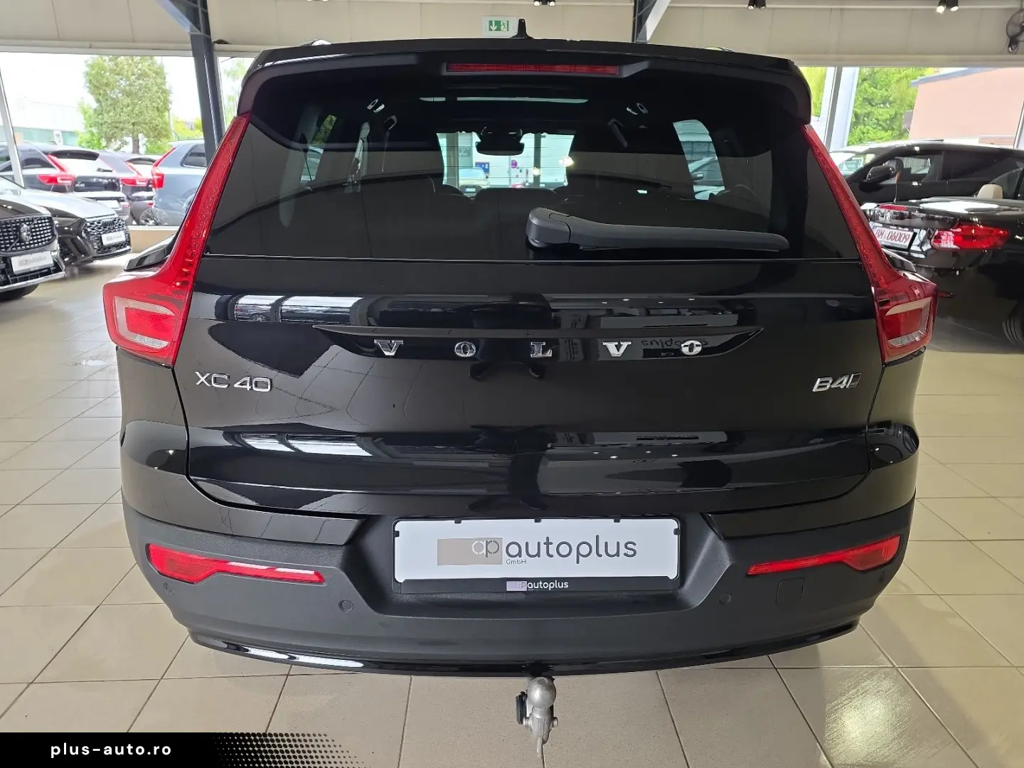 VOLVO XC40 B4 Ultimate Dark AWD ACC BLIS AHK 360  LED