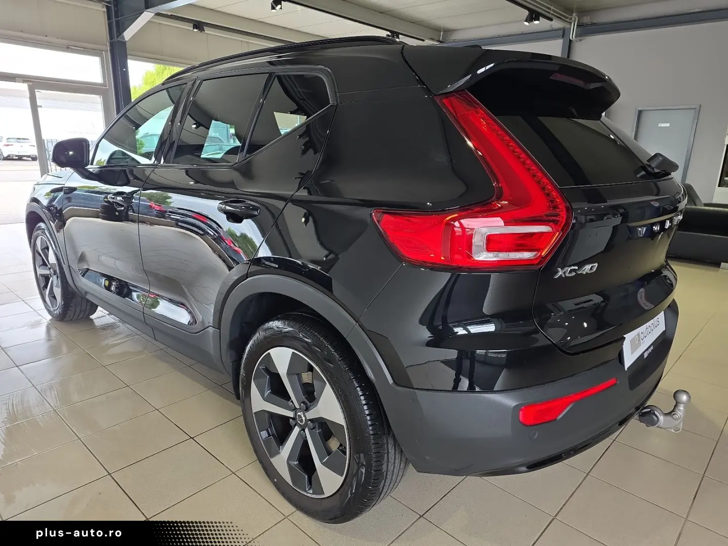 VOLVO XC40 B4 Ultimate Dark AWD ACC BLIS AHK 360  LED
