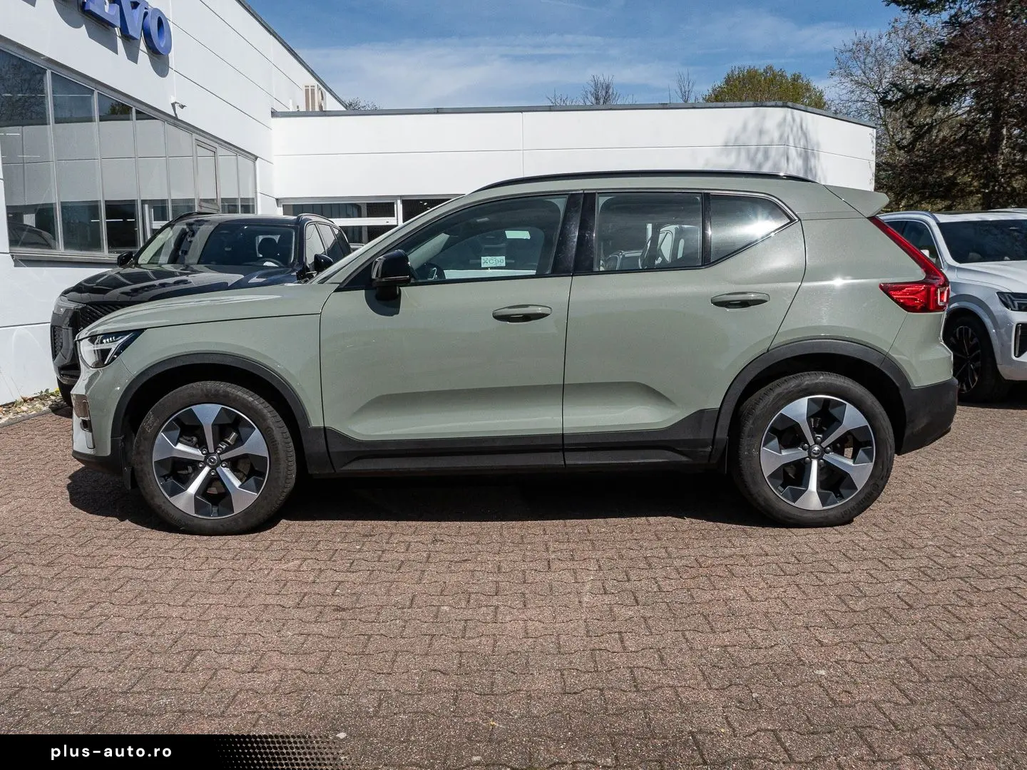VOLVO XC40 Ultimate Dark AWD AHK Leder Digitales Cockp