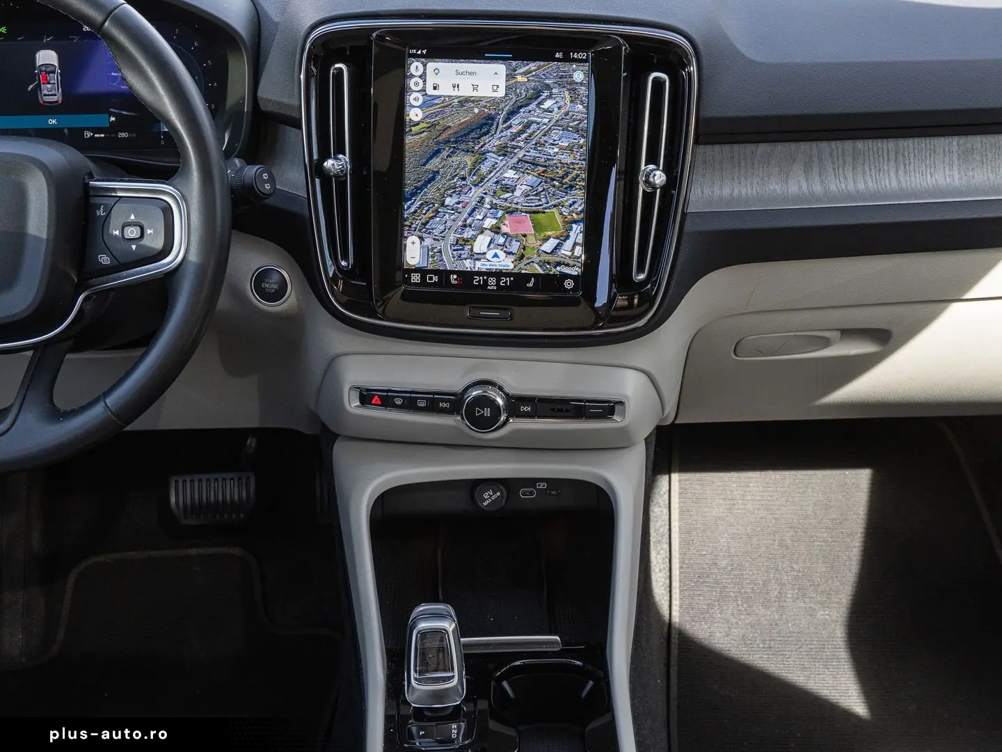VOLVO XC40 Ultimate Dark AWD AHK Leder Digitales Cockp
