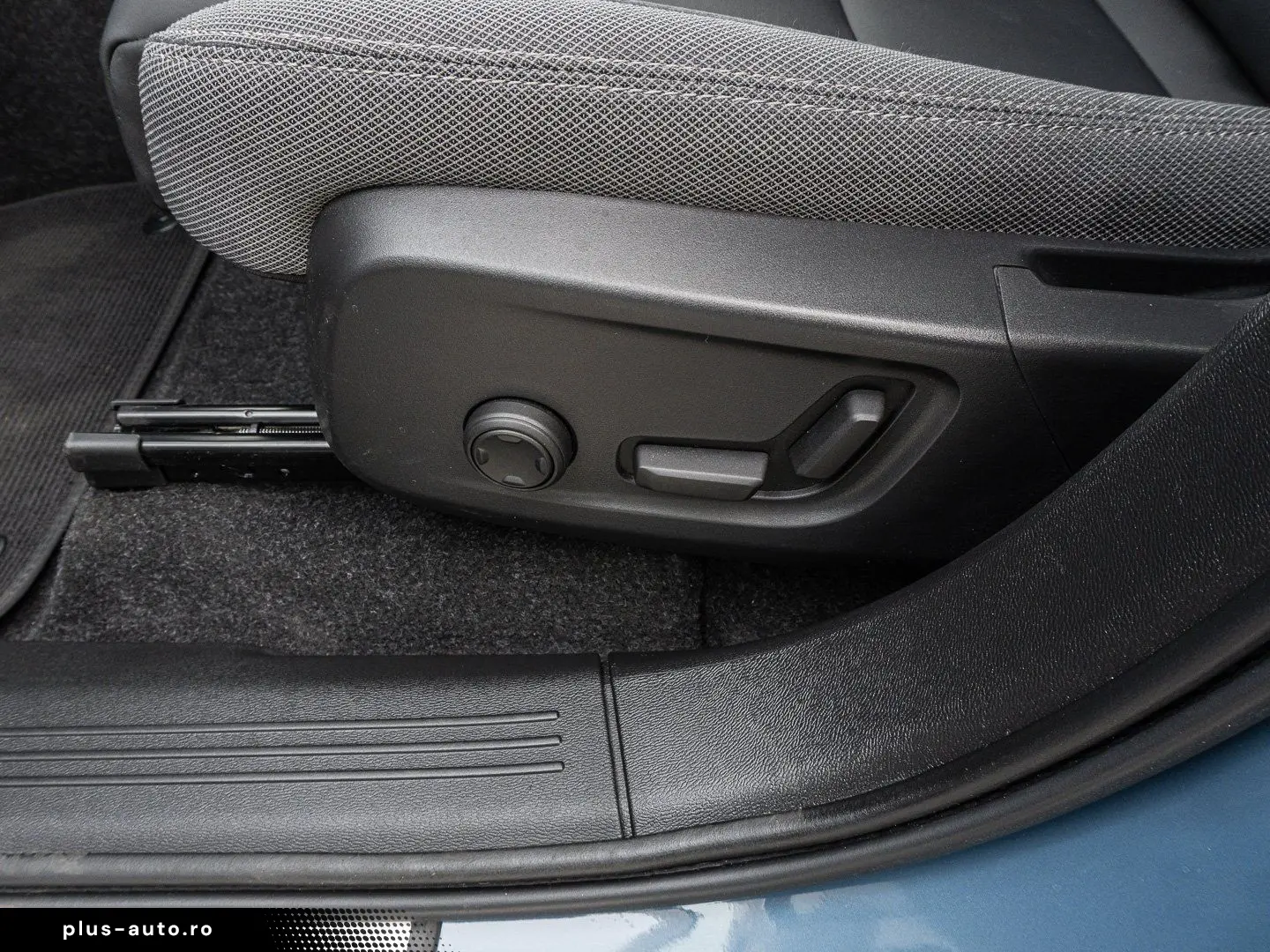 VOLVO C40 Ultimate Recharge Pure Electric AWD 360 ACC