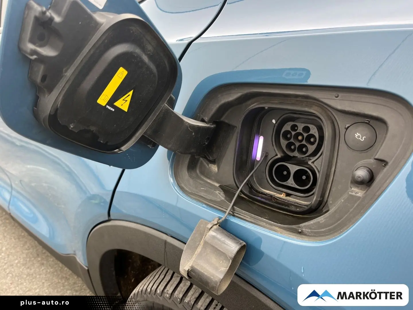 VOLVO C40 Plus Recharge Twin Motor AWD ACC BLIS Pano