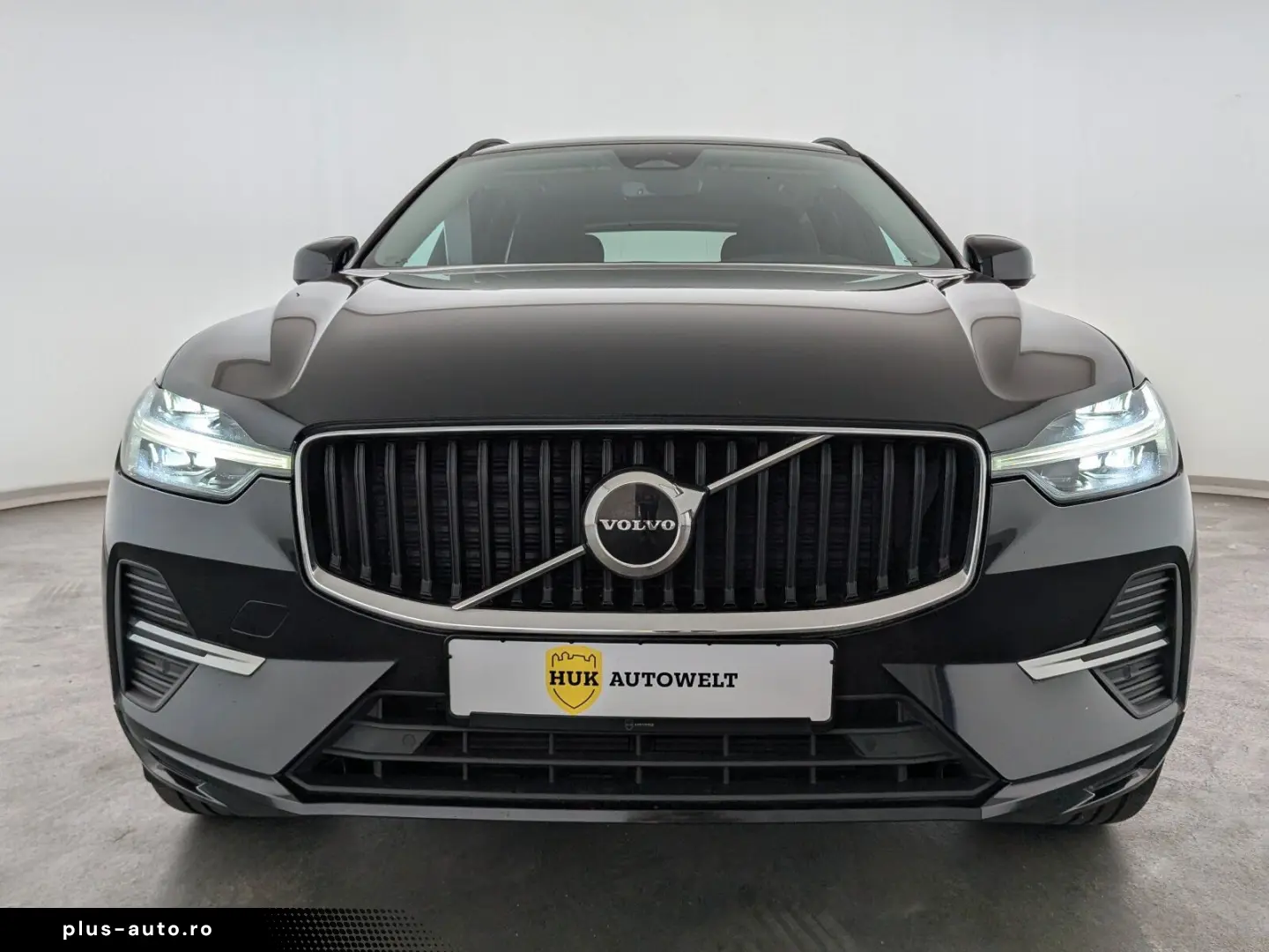 VOLVO XC 60 B4 AWD Core LED NAVI ACC RFK
