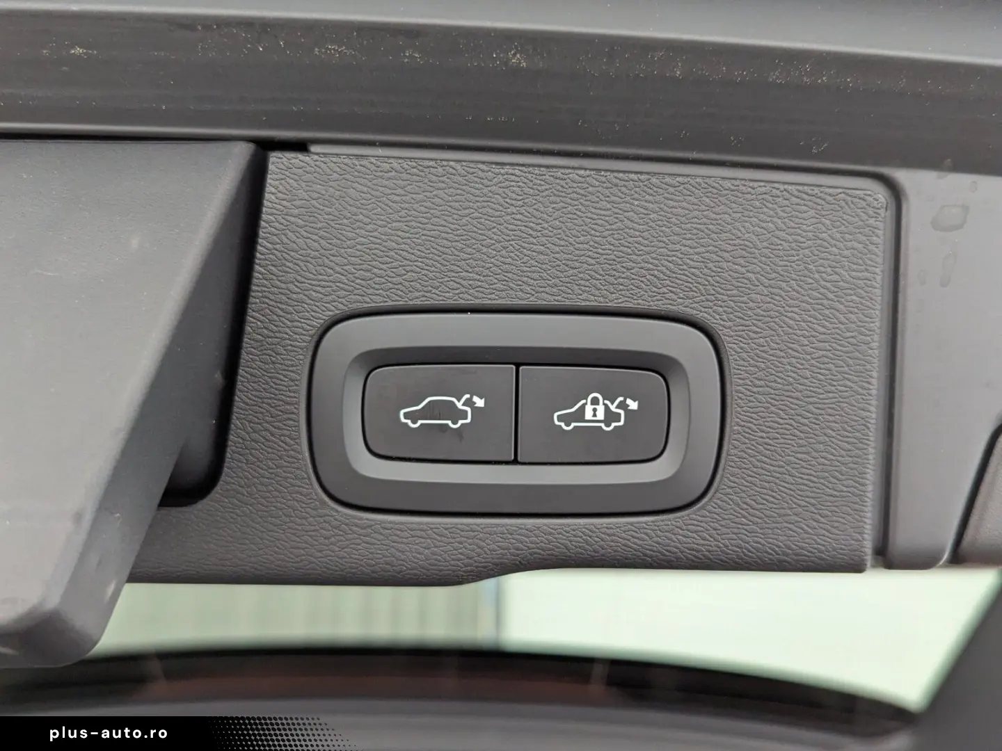 VOLVO XC 60 B4 AWD Core LED NAVI ACC RFK