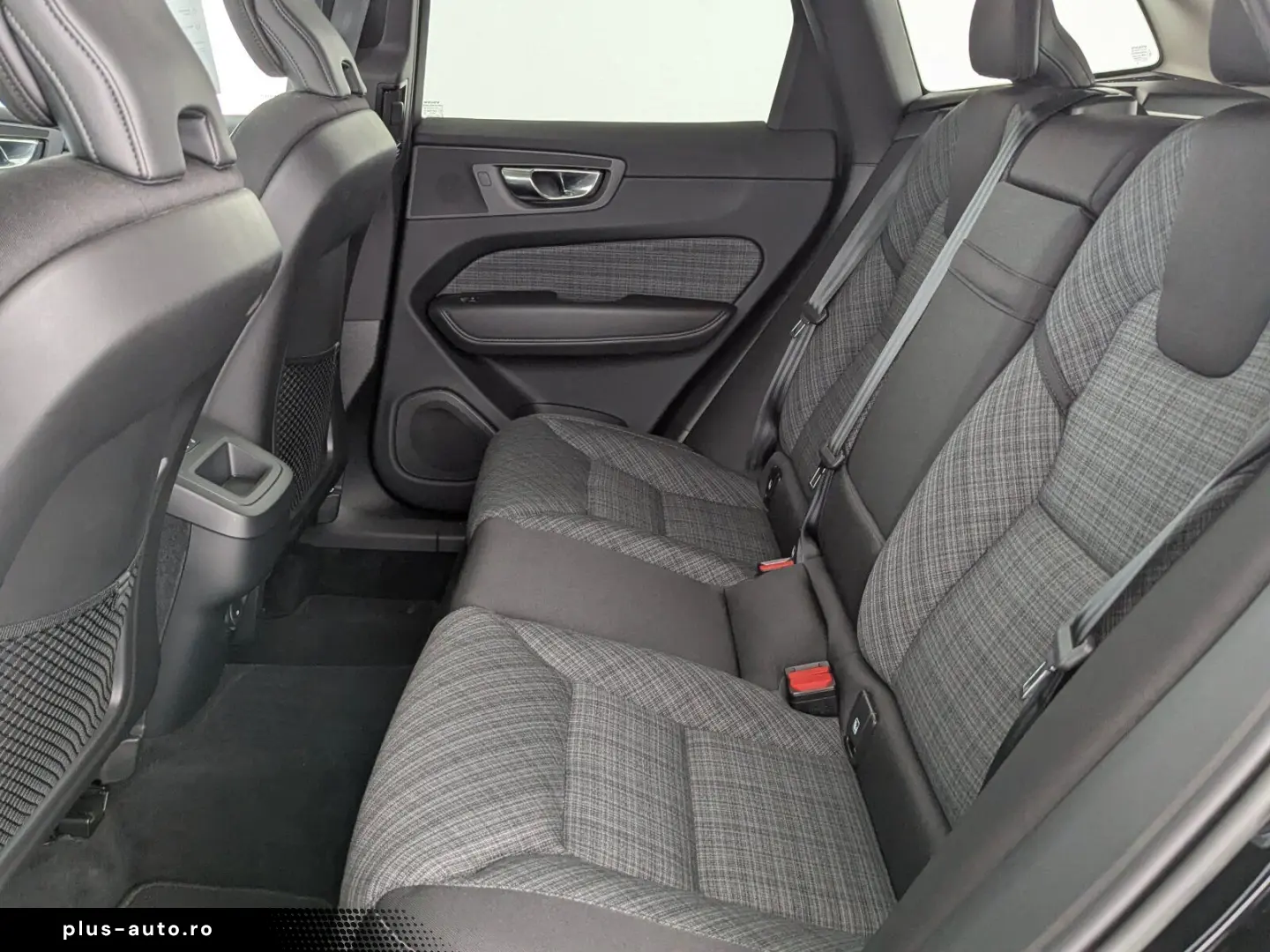 VOLVO XC 60 B4 AWD Core LED NAVI ACC RFK