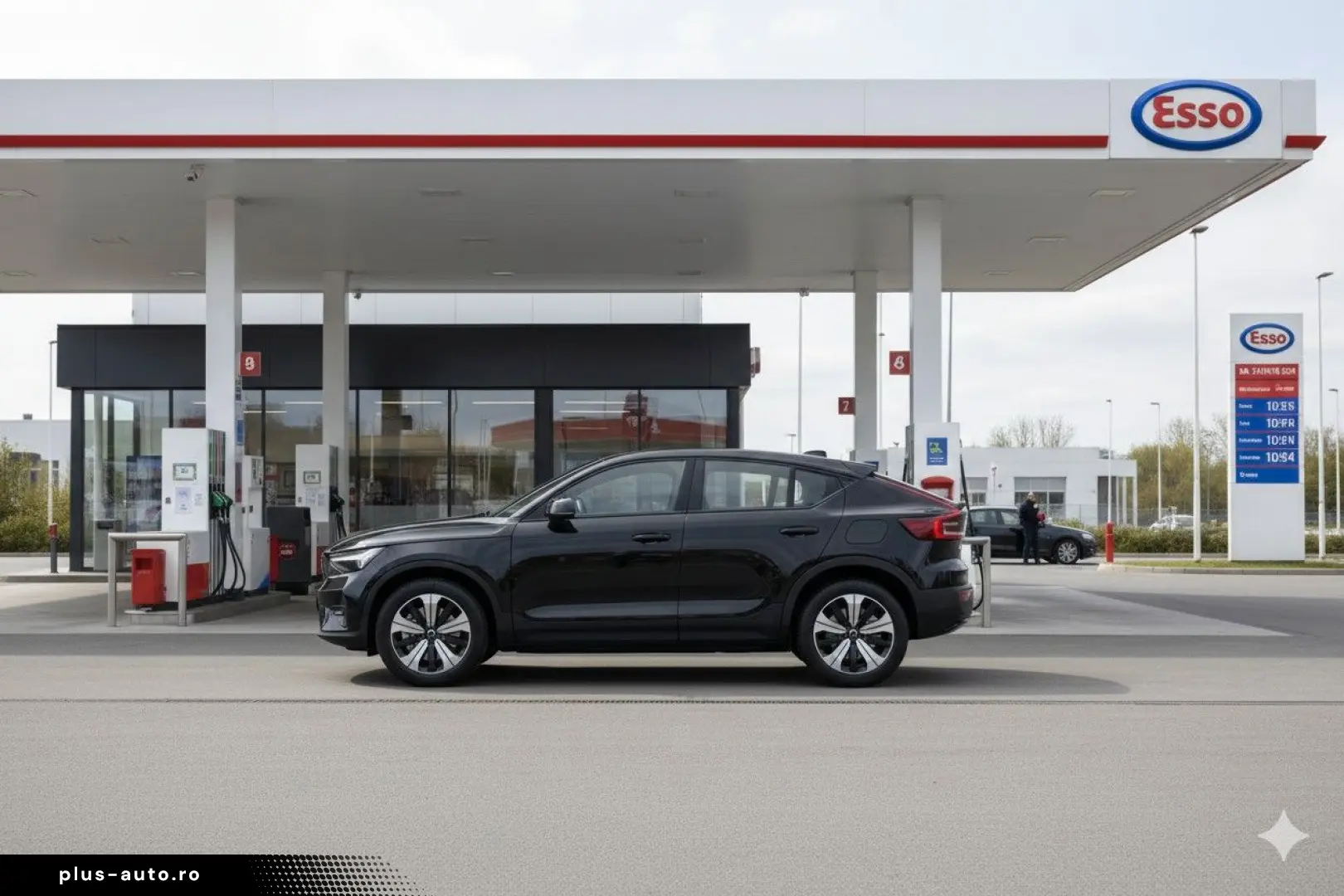 VOLVO C40