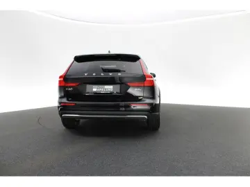 VOLVO V60 Cross Country B4 Plus AWD LEDER H K NAVI LED