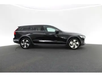 VOLVO V60 Cross Country B4 Plus AWD LEDER H K NAVI LED