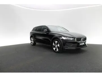 VOLVO V60 Cross Country B4 Plus AWD LEDER H K NAVI LED