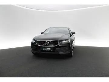 VOLVO V60 Cross Country B4 Plus AWD LEDER H K NAVI LED