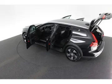 VOLVO V60 Cross Country B4 Plus AWD LEDER H K NAVI LED