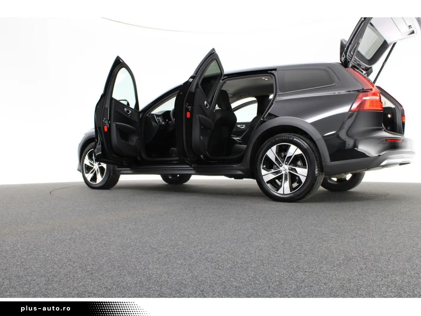 VOLVO V60 Cross Country B4 Plus AWD LEDER H K NAVI LED
