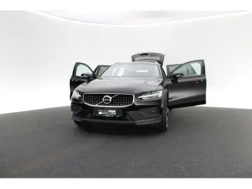VOLVO V60 Cross Country B4 Plus AWD LEDER H K NAVI LED