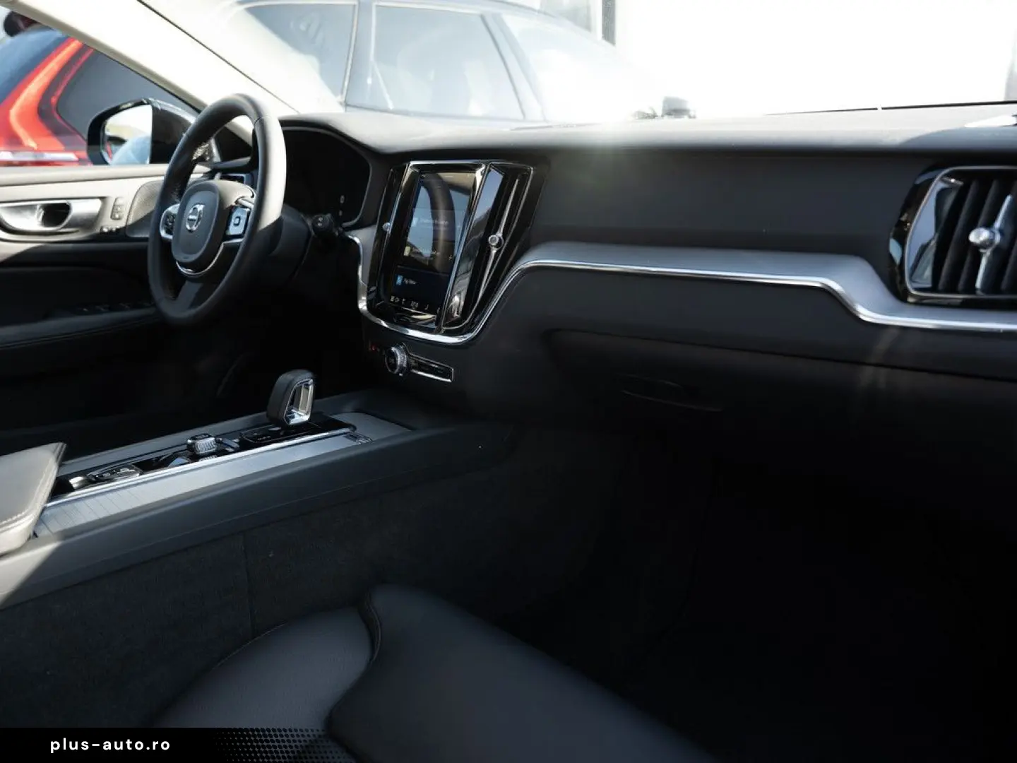 VOLVO V60 Cross Country B4 Plus AWD LEDER H K NAVI LED