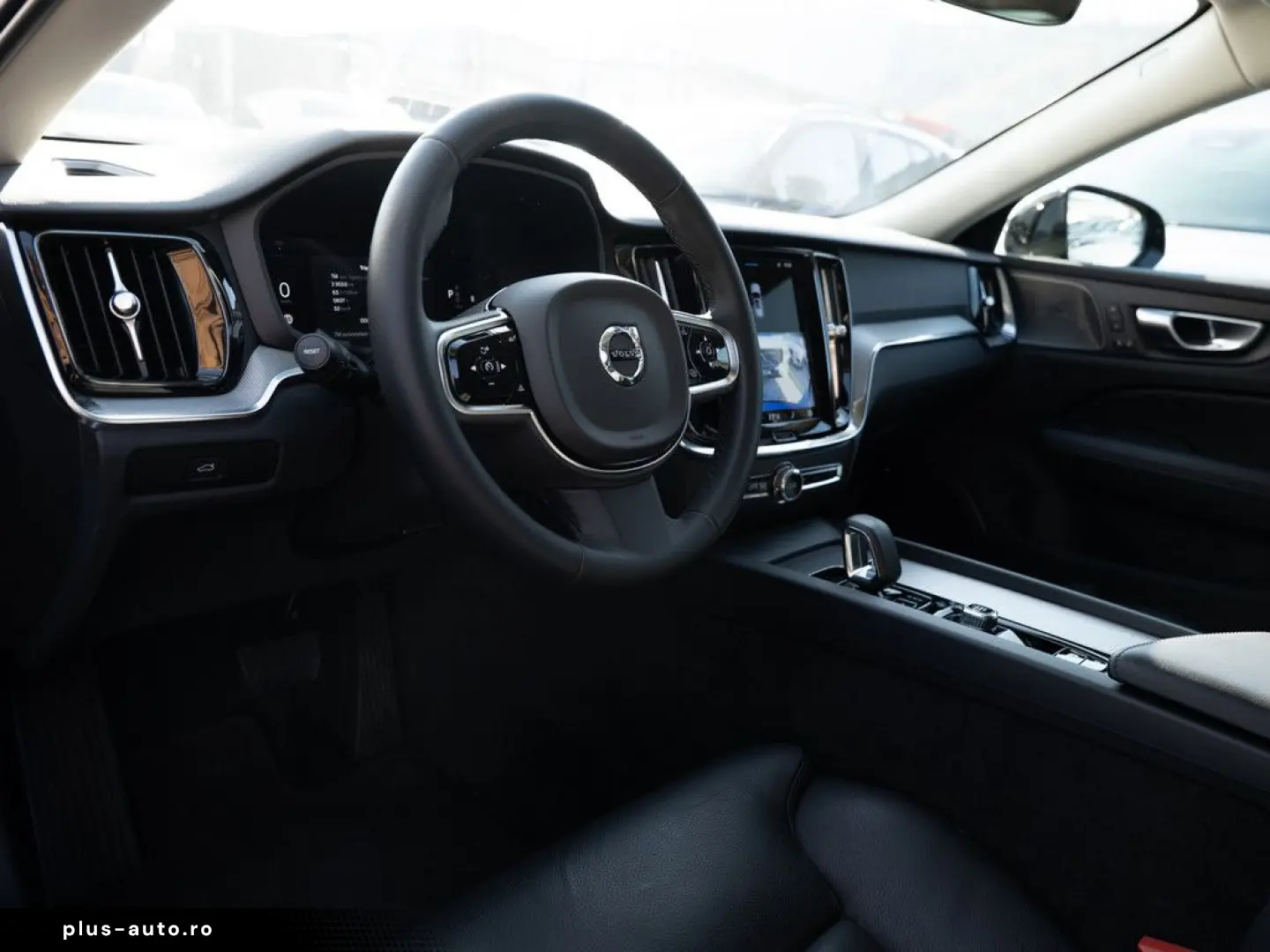 VOLVO V60 Cross Country B4 Plus AWD LEDER H K NAVI LED