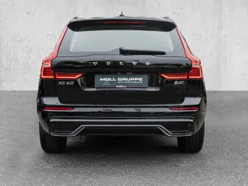 VOLVO XC60 B4 AWD Plus Dark AWD AHK LED