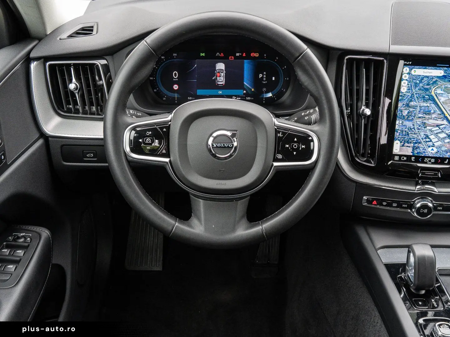 VOLVO XC60 B4 AWD Plus Dark AWD AHK LED