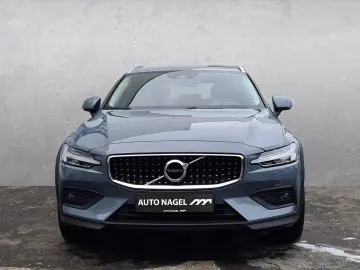 VOLVO V60 Cross Country B4 AWD Licht-Paket Sitz-Paket