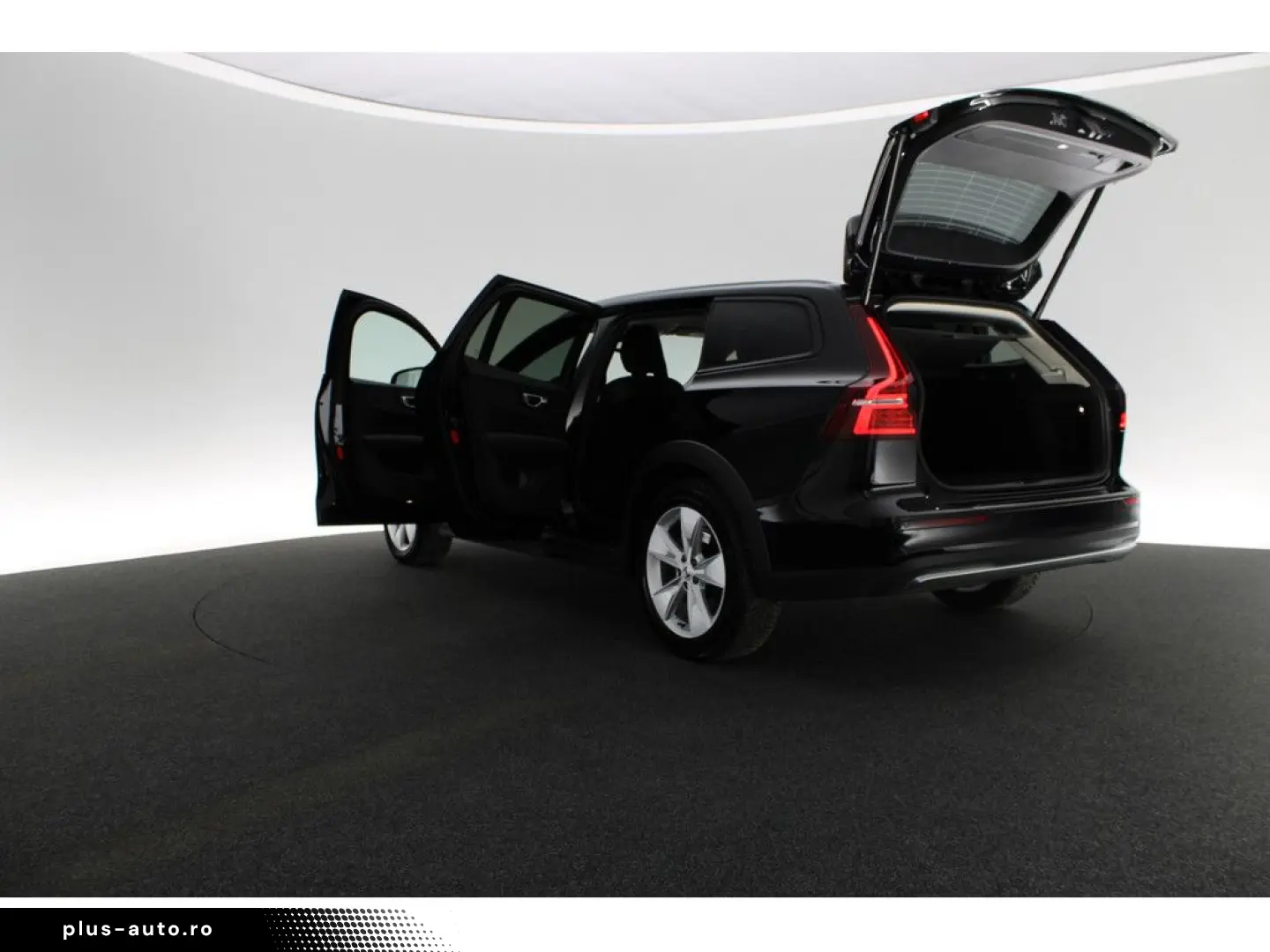 VOLVO V60 Cross Country B4 Plus AWD KAMERA NAVI LED