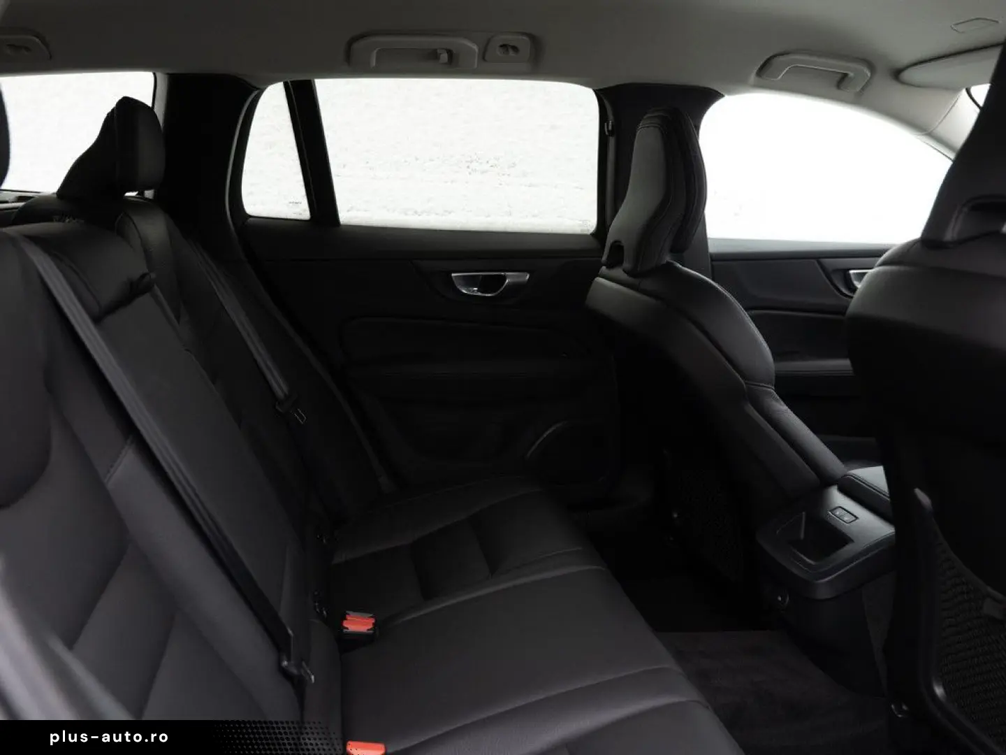 VOLVO V60 Cross Country B4 Plus AWD KAMERA NAVI LED