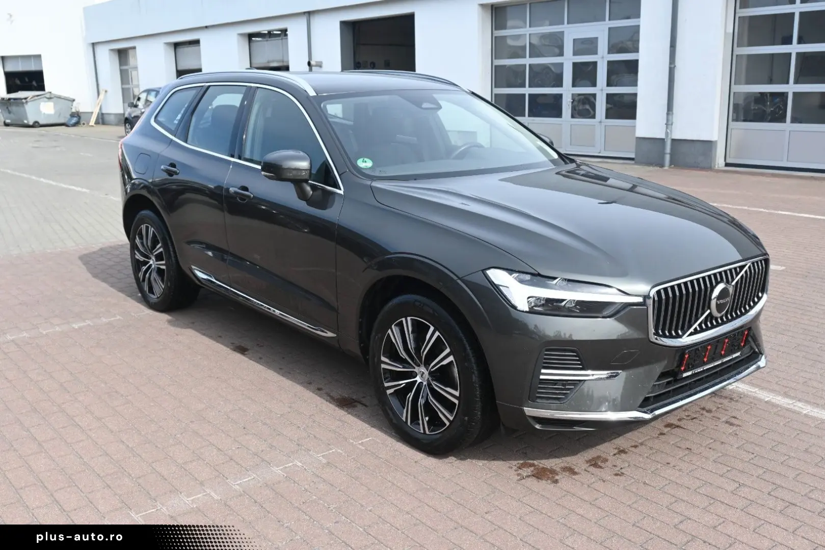VOLVO XC60 B5 B Inscription AWD PDC AHK FSHZG