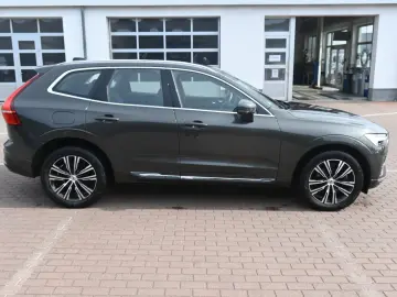VOLVO XC60 B5 B Inscription AWD PDC AHK FSHZG